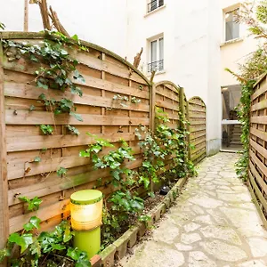 Falguiere Avec Terrasse Proche Necker Et Montparnasse Paris